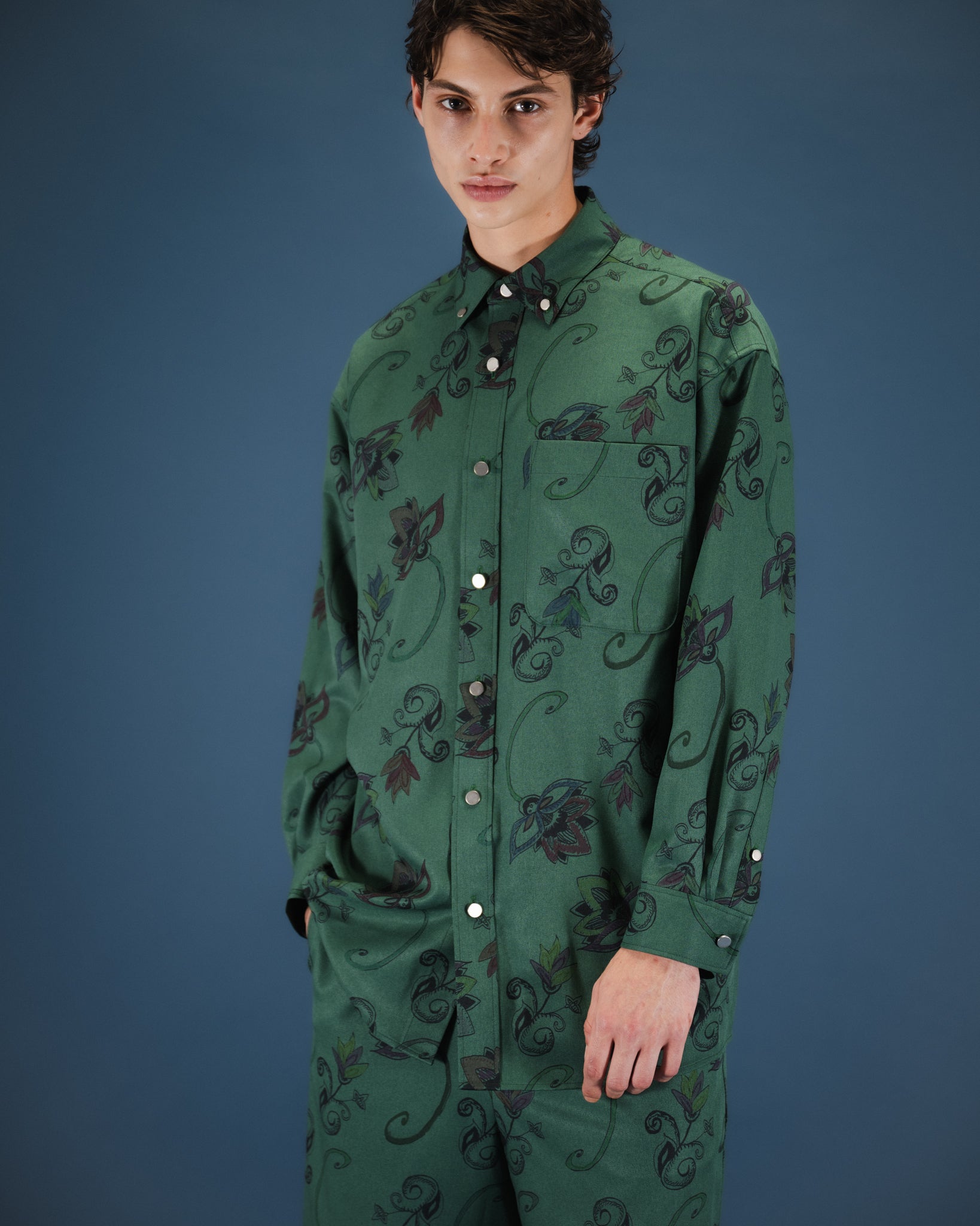 HAND-PAINTED BOTANICAL PRINT B.D. SHIRTS - GREEN