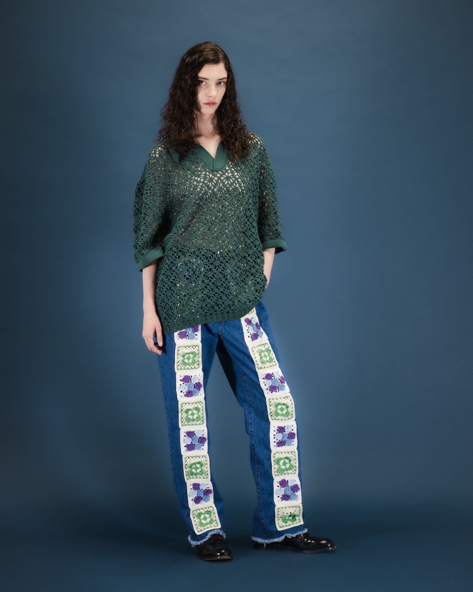CROCHET FLOWER MOTIF WIDE JEANS - INDIGO
