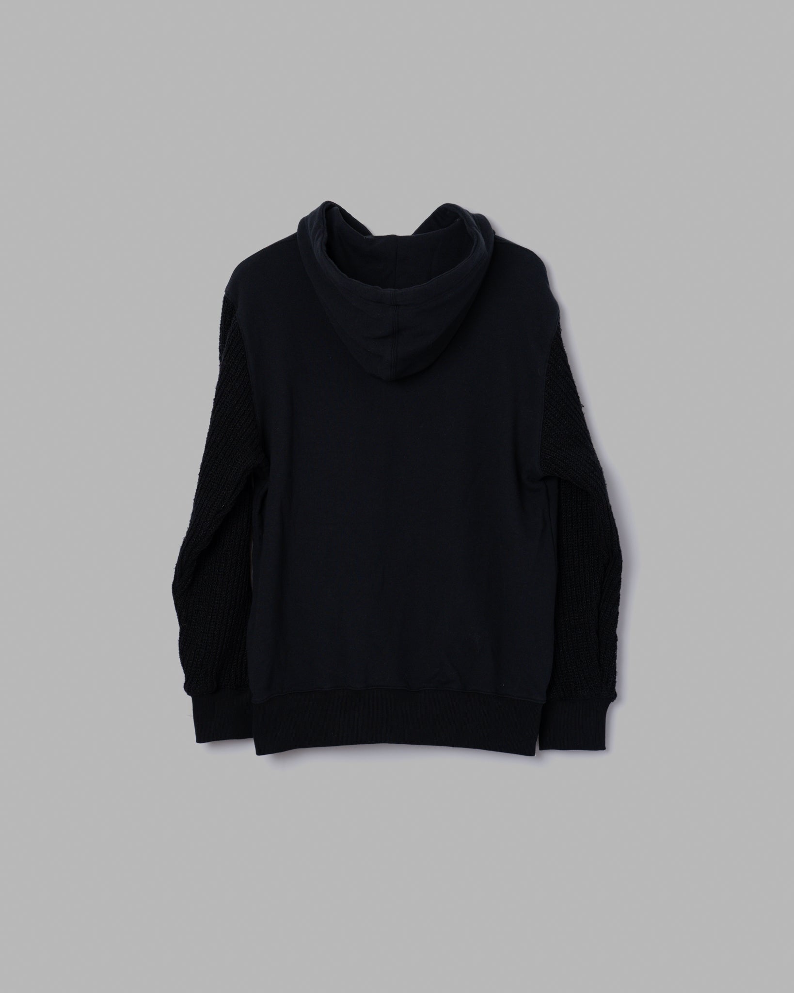 KNIT SLEEVE HOODIE - BLACK