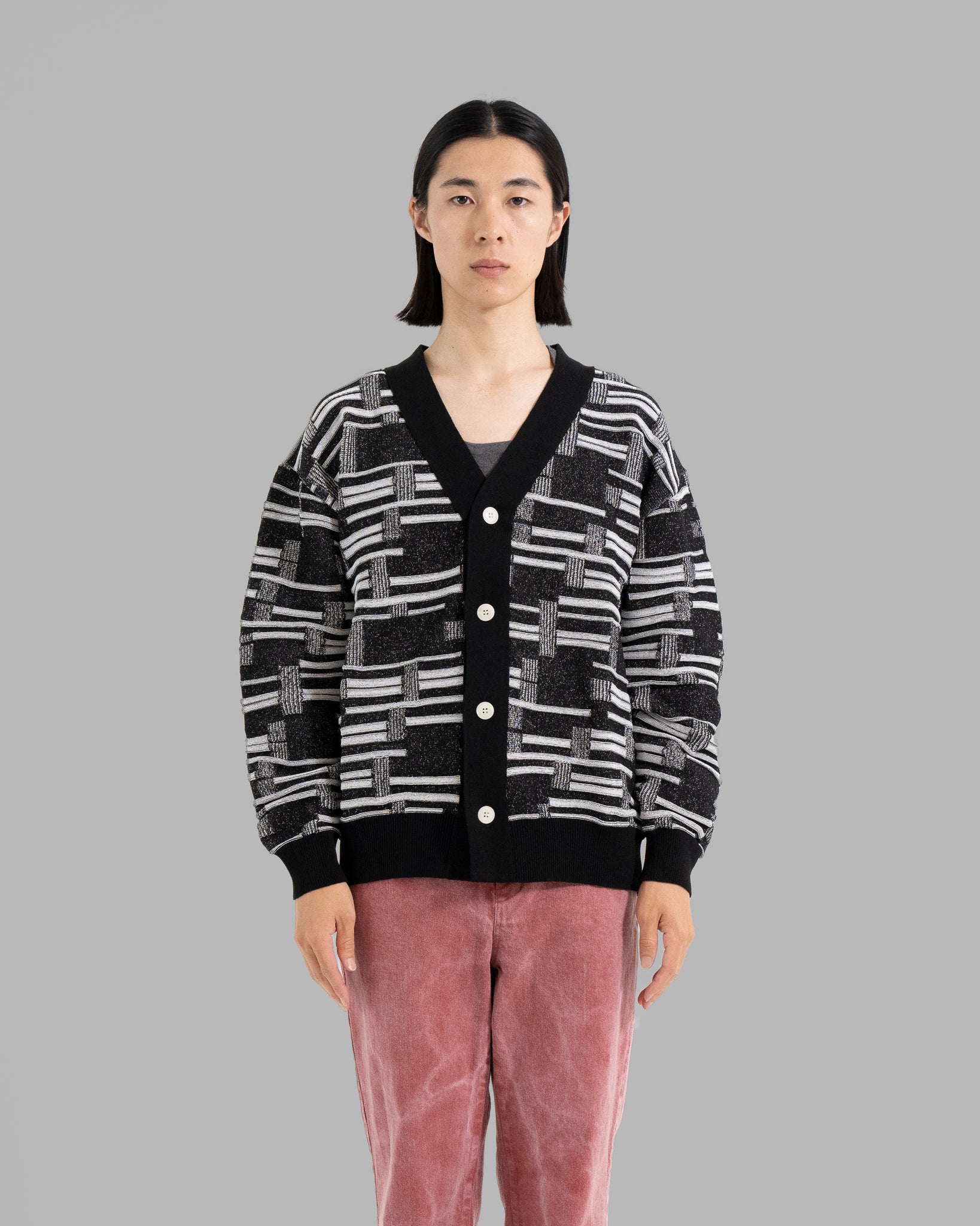 DEFORMATION BORDER KNIT CARDIGAN - BLACK/WHITE