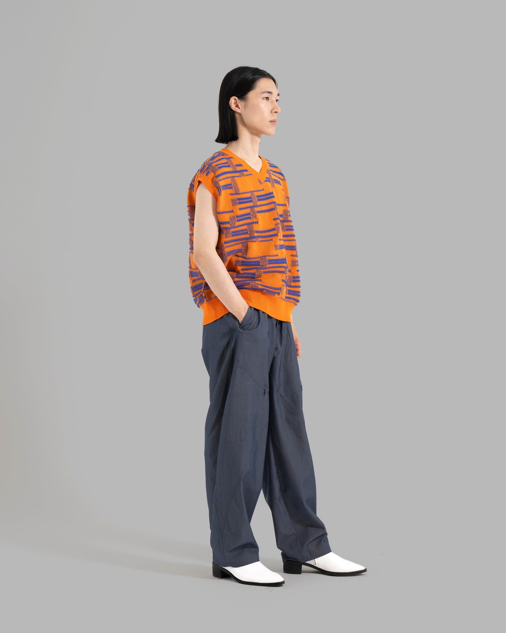 DEFORMATION BORDER KNIT VEST -ORANGE/BLUE