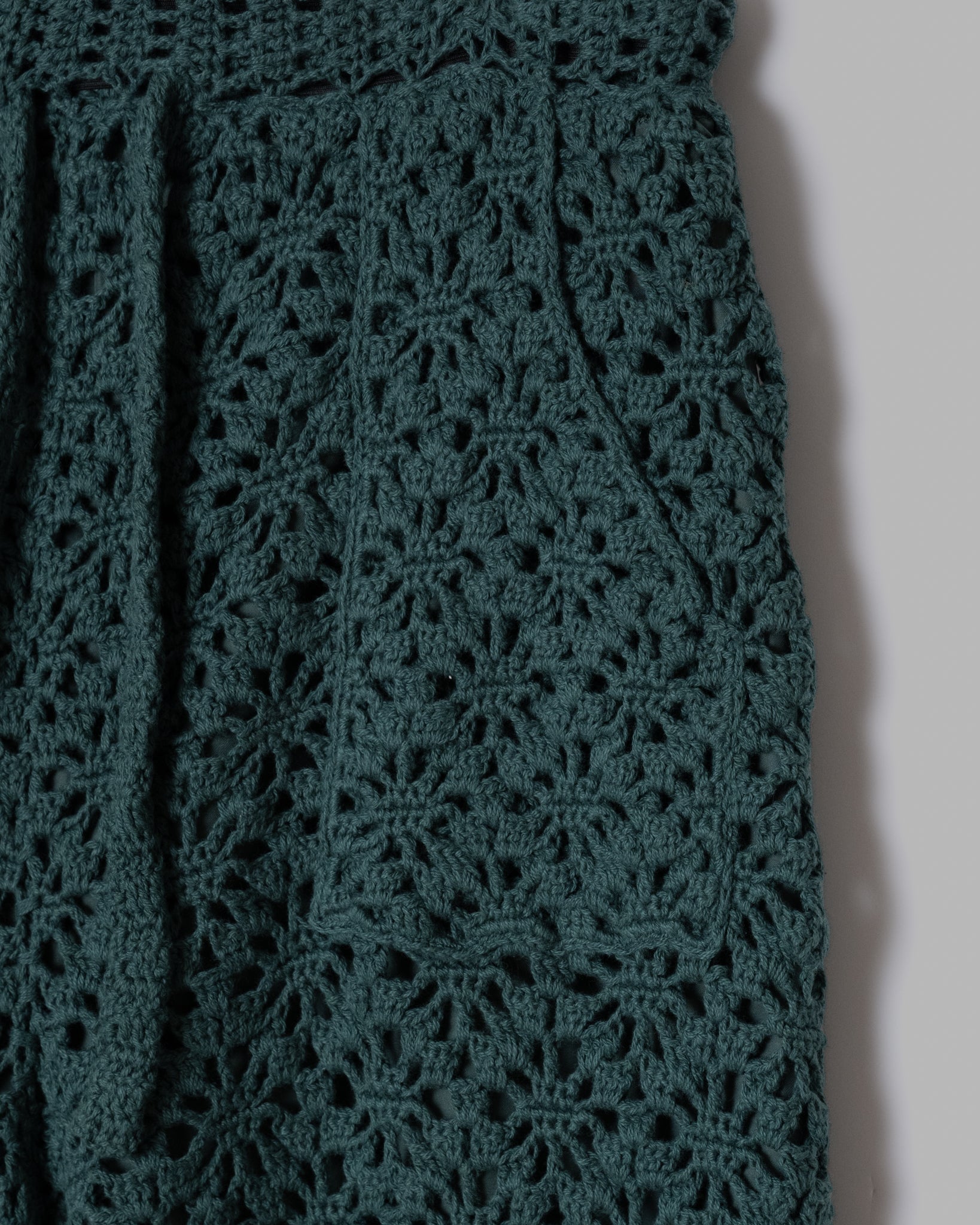 CROCHET HAND KNIT SHORT PANTS - GREEN